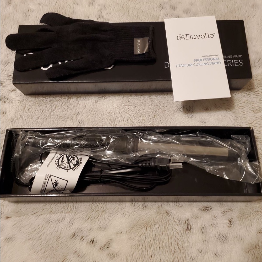 Duvolle Pro Series 25mm Titanium Curling Wand - Picture 4 of 5